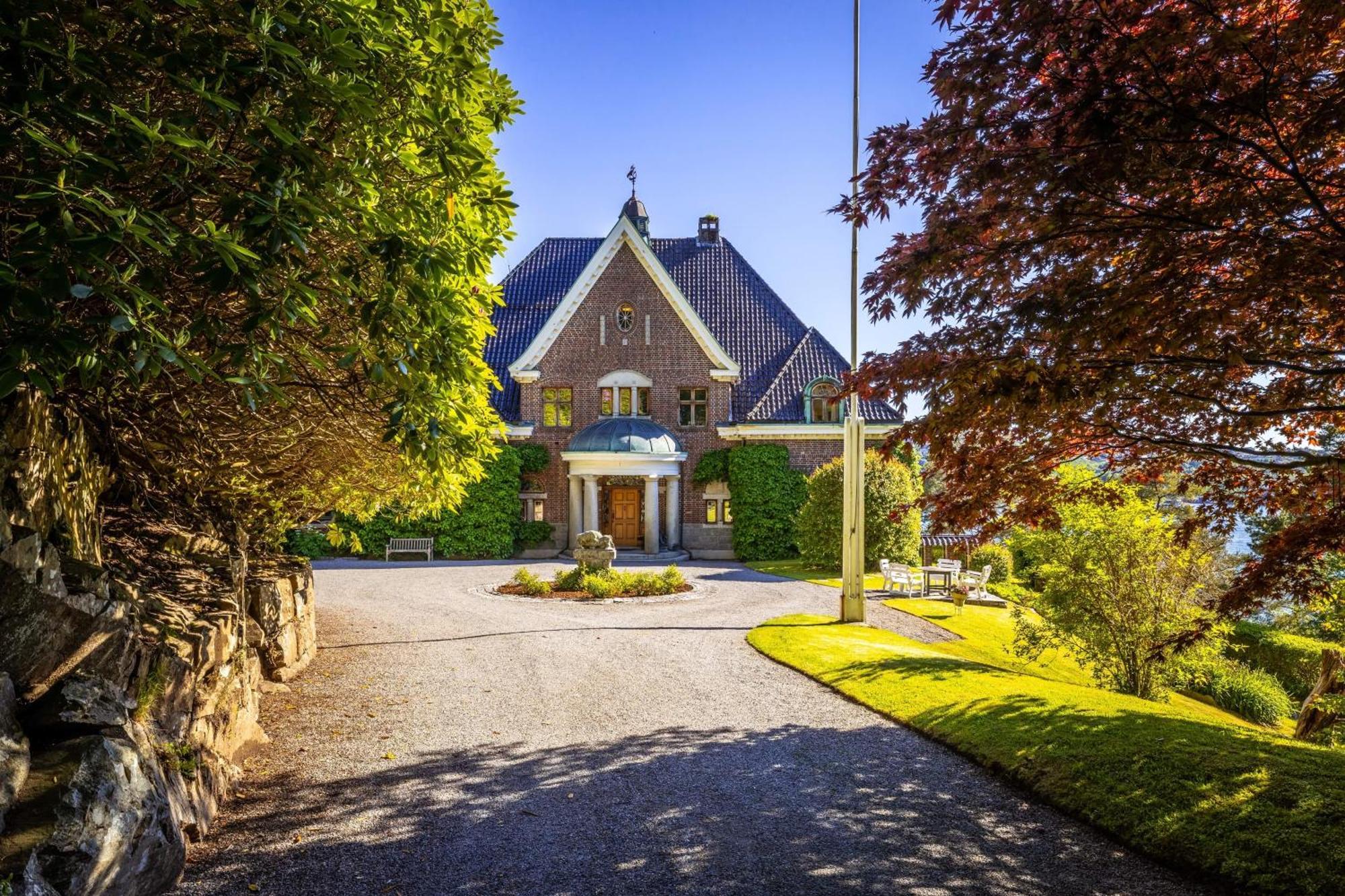 Unique Victorian Villa With Private Coastline Bergen Exterior foto