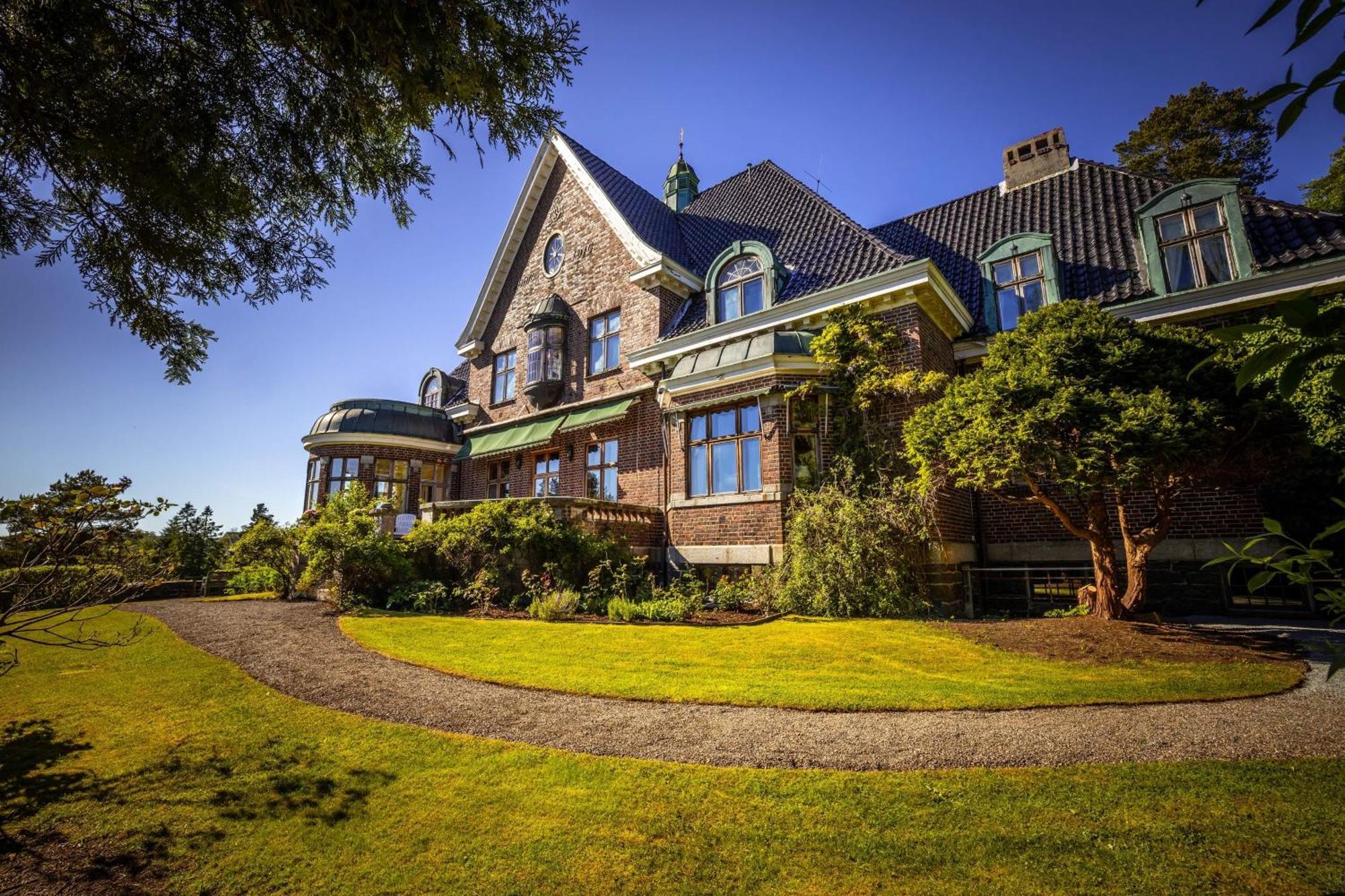Unique Victorian Villa With Private Coastline Bergen Exterior foto